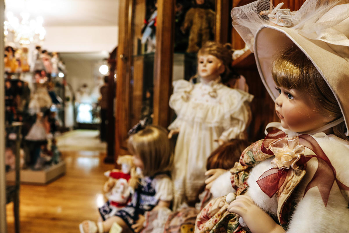21cookeville-doll-museum-silverlight-travel